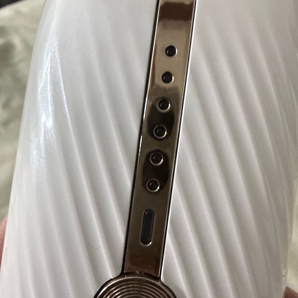 Haute White and Gold Hair Removal Device - Picture 6 of 11